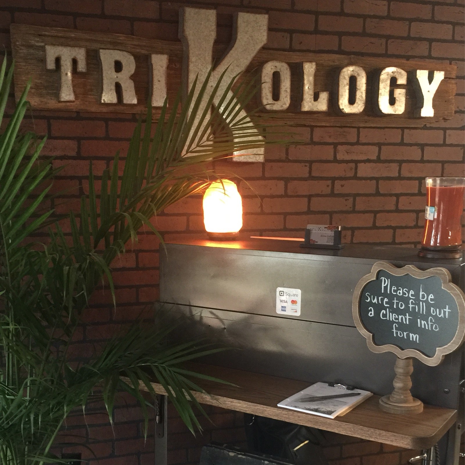Trikology Salon