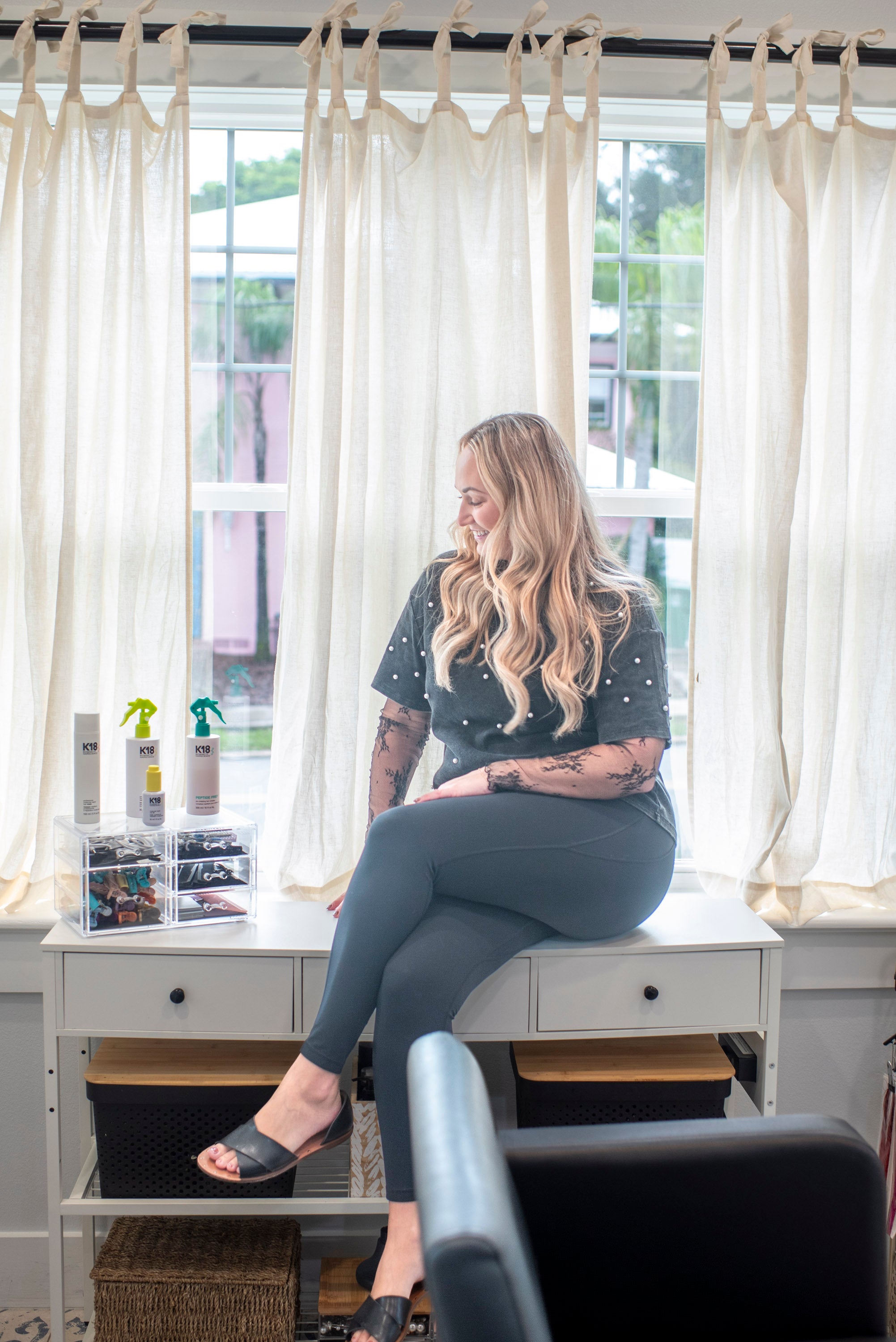 COLOR ME BLONDE